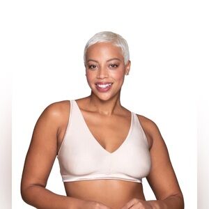 Vanity Fair Illumination Wireless Silky Unpadded Women's Bralette Bra NWT 2XL
